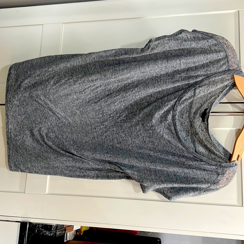 American eagle outfitters grey tee